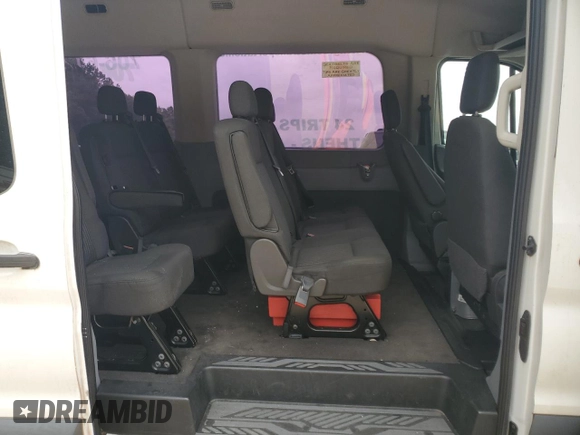 2015 Ford Transit XL z VIN 1FBZX2CM5FKB04871, wystawiony jako Copart lot #60743005 z przebiegiem 657 531 mil mil oraz Czysty tytuł • Clean title. Historia ofert i sprzedaży dostępna na DreamBid. Obrazek 10.