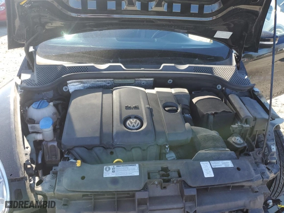 2014 Volkswagen Beetle 2.5L PZEV with VIN 3VWHP7AT1EM606988, listed as a Copart auction lot 46456155 with 39,911 mi miles and Salvage Title. Bid and sale history available at carsss.com. Image 11.