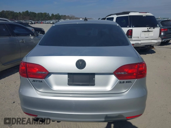 2012 Volkswagen Jetta Sedan SEL w/Sunroof with VIN 3VWLX7AJ6CM452624, listed as a IAAI auction lot 41685651 with 94,413 mi miles. Bid and sale history available at carsss.com. Image 16.
