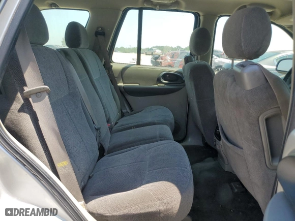 2004 Chevrolet TrailBlazer LT with VIN 1GNDS13S042273469, listed as a Copart auction lot 53825325 with 173,179 mi miles and Clean Title. Bid and sale history available at carsss.com. Image 11.
