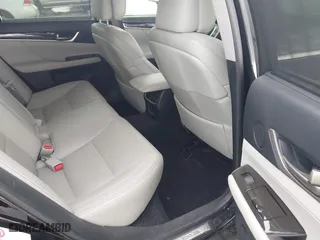 2013 Lexus GS 350 with VIN JTHBE1BL1D5025519, listed as a IAAI auction lot 41733267 with 135,703 mi miles. Bid and sale history available at carsss.com. Image 8.