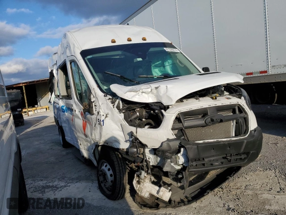 2023 Ford Transit Passenger XL with VIN 1FBVU4X89PKB82684, listed as a Copart auction lot 81326614 with 35,649 mi miles and Salvage title. Bid and sale history available at DreamBid. Image 4.