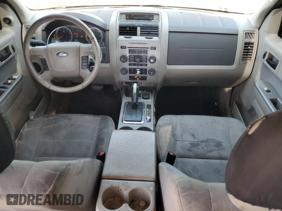 2011 Ford Escape Hybrid with VIN 1FMCU5K30BKC25365, listed as a Copart auction lot 61581755 with 272,941 mi miles and Salvage title. Bid and sale history available at DreamBid. Image 8.