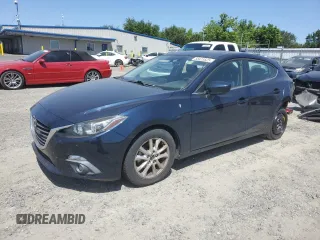 2015 Mazda 3 i Grand Touring z VIN 3MZBM1M72FM145070, wystawiony jako Copart lot #58419525 z przebiegiem 61 255 mil mil oraz Szkoda całkowita • Salvage title. Historia ofert i sprzedaży dostępna na DreamBid. Obrazek 1.