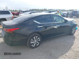 2020 Nissan Altima S with VIN 1N4BL4BV7LC198648, listed as a IAAI auction lot 41581583 with 83,794 mi miles and . Bid and sale history available at DreamBid. Image 4.