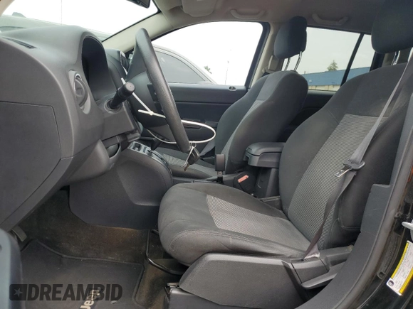 2016 Jeep Compass Sport SE z VIN 1C4NJDBB2GD713204, wystawiony jako Copart lot #64939775 z przebiegiem 118 517 mil mil oraz Czysty tytuł • Clean title. Historia ofert i sprzedaży dostępna na DreamBid. Obrazek 7.