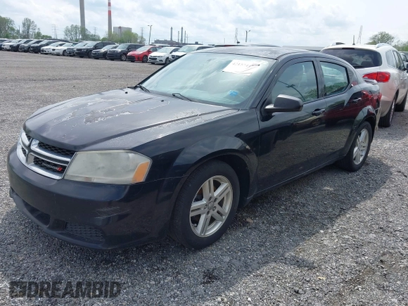 2014 Dodge Avenger SE z VIN 1C3CDZAG2EN232518, wystawiony jako IAAI lot #42157442 z przebiegiem 145 457 mil mil oraz . Historia ofert i sprzedaży dostępna na DreamBid. Obrazek 2.