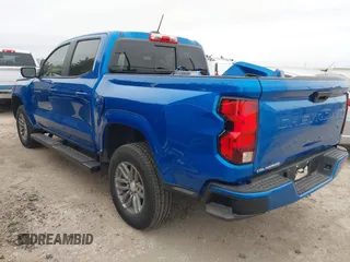 2024 Chevrolet Colorado 2WD LT z VIN 1GCGSCECXR1154560, wystawiony jako IAAI lot #41388658 z przebiegiem 12 909 mil mil oraz . Historia ofert i sprzedaży dostępna na DreamBid. Obrazek 3.