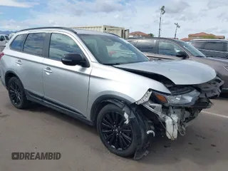 2020 Mitsubishi Outlander SE z VIN JA4AD3A39LZ035147, wystawiony jako IAAI lot #41787563 z przebiegiem 78 160 mil mil oraz . Historia ofert i sprzedaży dostępna na DreamBid. Obrazek 1.