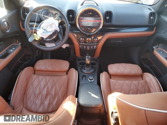 2024 MINI Countryman Cooper S with VIN WMZ83BR01R3R91472, listed as a Copart auction lot 88018165 with 23,806 mi miles and Salvage Title. Bid and sale history available at carsss.com. Image 8.