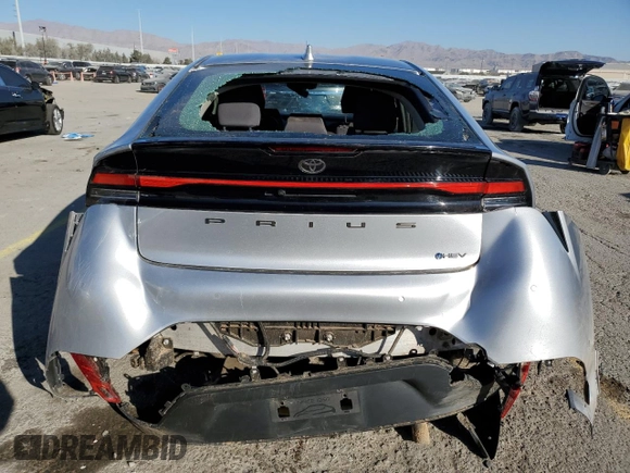 2024 Toyota Prius LE with VIN JTDADABU9R3015428, listed as a Copart auction lot 43256135 with 24,202 mi miles and Salvage title. Bid and sale history available at DreamBid. Image 6.