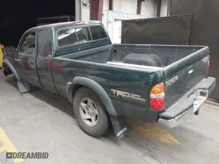 2004 Toyota Tacoma with VIN 5TEWN72N04Z334550, listed as a IAAI auction lot 41402602 with 253,522 mi miles. Bid and sale history available at carsss.com. Image 3.