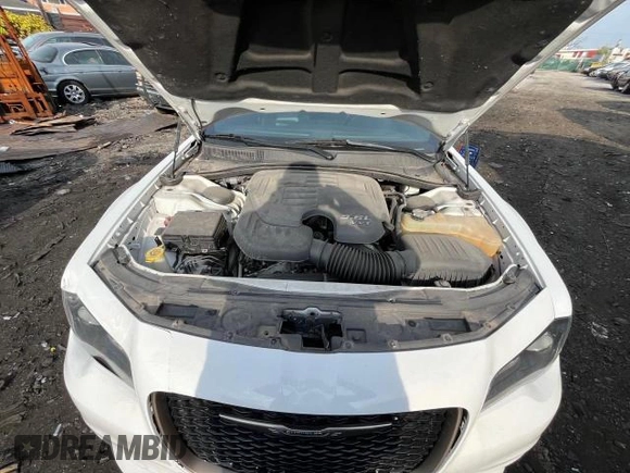2017 Chrysler 300 S with VIN 2C3CCABG5HH669008, listed as a Copart auction lot 79385184 with 90,558 mi miles and Clean Title. Bid and sale history available at DreamBid. Image 7.