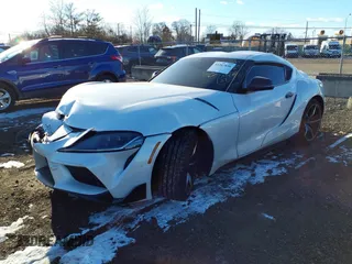 2022 Toyota GR Supra 3.0 with VIN WZ1DB0C08NW053137, listed as a IAAI auction lot 41267836 with 1 mi miles. Bid and sale history available at carsss.com. Image 2.