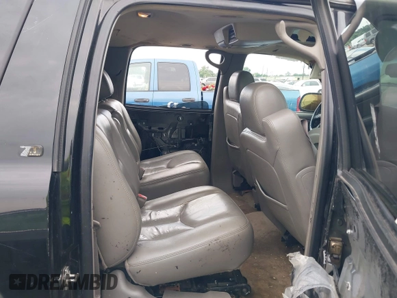 2005 Chevrolet Suburban LS with VIN 3GNEC16Z45G157758, listed as a IAAI auction lot 42408657 with 237,238 mi miles and . Bid and sale history available at DreamBid. Image 8.