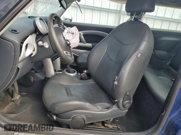 2003 MINI Hardtop with VIN WMWRC334X3TC38665, listed as a Copart auction lot 58563345 with Not provided miles and Non repairable. Bid and sale history available at DreamBid. Image 7.