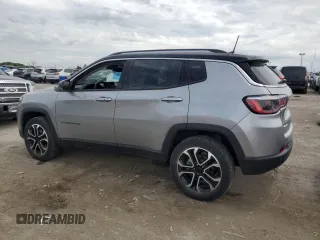 2022 Jeep Compass High Altitude z VIN 3C4NJDCBXNT107378, wystawiony jako Copart lot #56482955 z przebiegiem 23 811 mil mil oraz Szkoda całkowita • Salvage title. Historia ofert i sprzedaży dostępna na DreamBid. Obrazek 2.