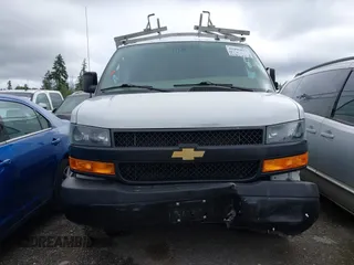 2020 Chevrolet Express Cargo z VIN 1GCWGAFGXL1276698, wystawiony jako IAAI lot #42406833 z przebiegiem 63 143 mil mil oraz . Historia ofert i sprzedaży dostępna na DreamBid. Obrazek 13.