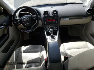 2009 Audi A3 z VIN WAUHE78P49A096296, wystawiony jako Copart lot #58724875 z przebiegiem 209 133 mil mil oraz Szkoda całkowita • Salvage title. Historia ofert i sprzedaży dostępna na DreamBid. Obrazek 8.