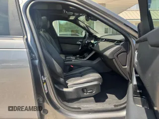 2019 Land Rover Range Rover Velar S with VIN SALYB2EX4KA212887, listed as a Copart auction lot 61399965 with 100,330 mi miles and Clean title. Bid and sale history available at DreamBid. Image 5.