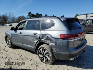 2024 Volkswagen Atlas SE with VIN 1V2HR2CA2RC536368, listed as a Copart auction lot 53490425 with 15,331 mi miles and Salvage title. Bid and sale history available at DreamBid. Image 2.