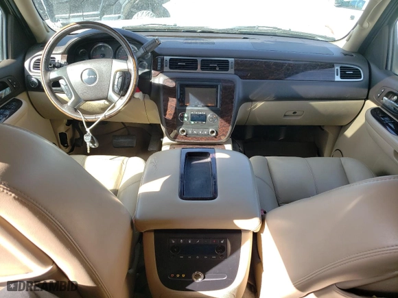 2007 GMC Yukon Denali with VIN 1GKFK63847J138982, listed as a Copart auction lot 75054264 with 194,713 mi miles and Salvage Title. Bid and sale history available at carsss.com. Image 8.
