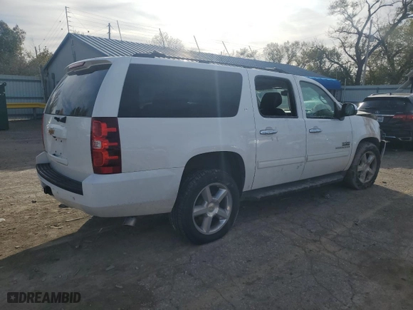 2013 Chevrolet Suburban LT with VIN 1GNSCJE0XDR361209, listed as a Copart auction lot 80672494 with 187,563 mi miles and Salvage Title. Bid and sale history available at carsss.com. Image 3.