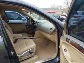 2011 Mercedes-Benz M 350 z VIN 4JGBB2FB6BA740393, wystawiony jako IAAI lot #42072403 z przebiegiem 101 683 mil mil oraz . Historia ofert i sprzedaży dostępna na DreamBid. Obrazek 5.