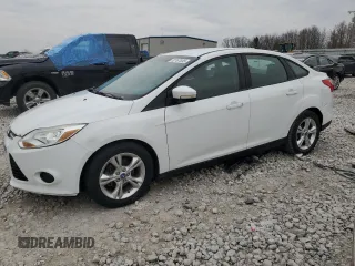 2013 Ford Focus SE with VIN 1FADP3F28DL260664, listed as a Copart auction lot 52767835 with 102,417 mi miles and Clean Title. Bid and sale history available at carsss.com. Image 1.