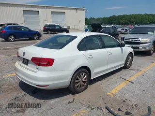 2015 Volkswagen Jetta SE с VIN 3VWD17AJ3FM354676, выставлен на аукционе IAAI как лот 42324721 с пробегом 122 763 миль миль и . История ставок и продаж доступна на DreamBid. Изображение 4.