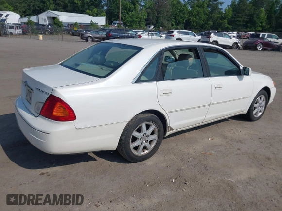 2000 Toyota Avalon XL z VIN 4T1BF28B2YU102103, wystawiony jako IAAI lot #42441529 z przebiegiem 256 568 mil mil oraz . Historia ofert i sprzedaży dostępna na DreamBid. Obrazek 4.