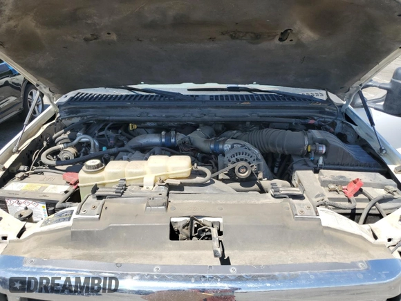 2002 Ford F-250 XL с VIN 1FTNX21F12EA20666, выставлен на аукционе Copart как лот 52757205 с пробегом 251 257 миль миль и Списание • Salvage title. История ставок и продаж доступна на DreamBid. Изображение 11.