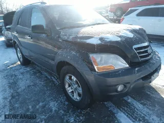 2008 Kia Sorento EX with VIN KNDJC736385774696, listed as a IAAI auction lot 41249348 with 130,204 mi miles. Bid and sale history available at carsss.com. Image 1.