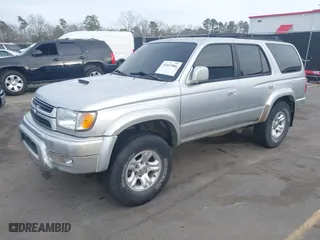 2001 Toyota 4Runner SR5 with VIN JT3GN86R410210918, listed as a IAAI auction lot 41607086 with 267,219 mi miles. Bid and sale history available at carsss.com. Image 17.