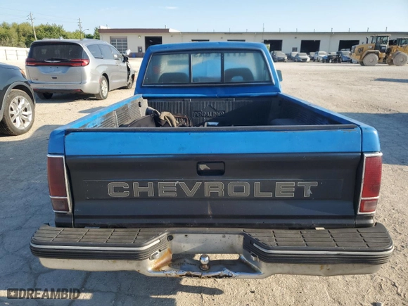1992 Chevrolet S-10 with VIN 1GCCS14R4N2152624, listed as a Copart auction lot 66748124 with 100,002 mi miles and Salvage Title. Bid and sale history available at carsss.com. Image 6.