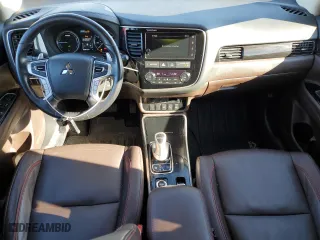 2018 Mitsubishi Outlander PHEV SEL with VIN JA4J24A53JZ069949, listed as a Copart auction lot 43079054 with 60,810 mi miles. Bid and sale history available at carsss.com. Image 8.