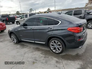 2018 BMW X4 xDrive28i with VIN 5UXXW3C51J0T82352, listed as a Copart auction lot 37473134 with 34,220 mi miles. Bid and sale history available at carsss.com. Image 2.