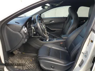 2016 Mercedes-Benz CLA 250 z VIN WDDSJ4EB0GN331817, wystawiony jako Copart lot #87554195 z przebiegiem 98 161 mil mil oraz Szkoda całkowita • Salvage title. Historia ofert i sprzedaży dostępna na DreamBid. Obrazek 7.