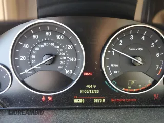 2015 BMW 3 Series 328i xDrive z VIN WBA3B5G58FNS12126, wystawiony jako Copart lot #56388875 z przebiegiem 68 386 mil mil oraz Szkoda całkowita • Salvage title. Historia ofert i sprzedaży dostępna na DreamBid. Obrazek 9.