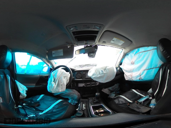 2019 Toyota Tacoma SR with VIN 5TFRX5GN9KX140351, listed as a IAAI auction lot 42593591 with 202,707 mi miles and . Bid and sale history available at DreamBid. Image 19.