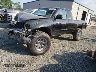 2000 Toyota Tacoma with VIN 5TEWN72N0YZ692544, listed as a Copart auction lot 56130685 with 258,661 mi miles and Salvage title. Bid and sale history available at DreamBid. Image 1.