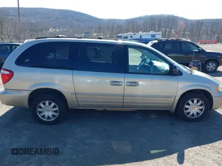 2006 Chrysler Town & Country Touring with VIN 2A8GP54L06R727898, listed as a IAAI auction lot 41893586 with 119,296 mi miles and . Bid and sale history available at DreamBid. Image 13.