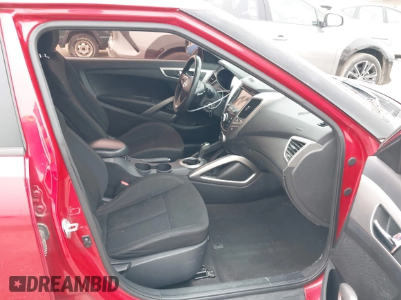 2014 Hyundai Veloster RE:FLEX with VIN KMHTC6AD4EU193709, listed as a IAAI auction lot 42369344 with 175,457 mi miles and . Bid and sale history available at DreamBid. Image 5.