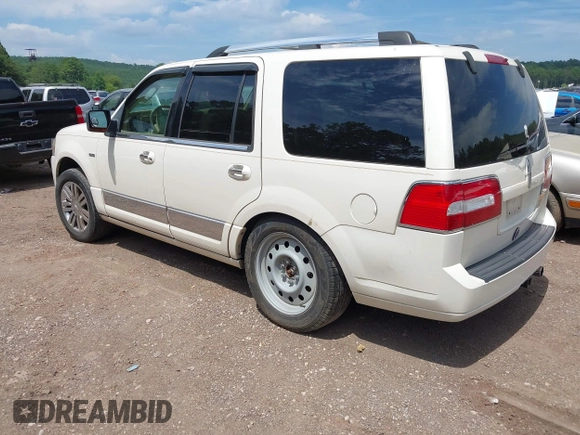 2007 Lincoln Navigator with VIN 5LMFU27537LJ00381, listed as a IAAI auction lot 42666845 with 168,068 mi miles and . Bid and sale history available at DreamBid. Image 3.