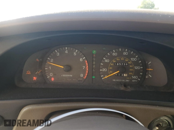 1994 Toyota Camry LE z VIN JT2GK12EXR0070117, wystawiony jako Copart lot #75997244 z przebiegiem 185 759 mil mil oraz Czysty tytuł • Clean title. Historia ofert i sprzedaży dostępna na DreamBid. Obrazek 9.