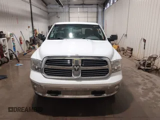 2015 Ram 1500 Big Horn z VIN 1C6RR7LT3FS519298, wystawiony jako IAAI lot #41724865 z przebiegiem 123 385 mil mil oraz . Historia ofert i sprzedaży dostępna na DreamBid. Obrazek 13.