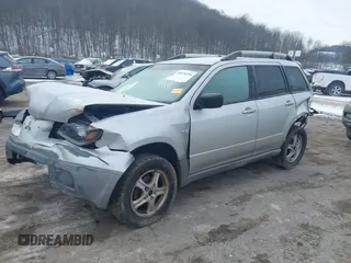 2003 Mitsubishi Outlander LS with VIN JA4LZ31G93U105062, listed as a IAAI auction lot 40978708 with 202,965 mi miles. Bid and sale history available at carsss.com. Image 2.