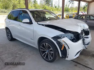 2016 BMW X5 xDrive35i z VIN 5UXKR0C59G0S94173, wystawiony jako IAAI lot #42362920 z przebiegiem 74 696 mil mil oraz . Historia ofert i sprzedaży dostępna na DreamBid. Obrazek 1.