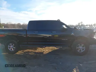 2019 Ram 2500 Lone Star with VIN 3C6UR5MLXKG623270, listed as a IAAI auction lot 41646276 with Not provided miles and . Bid and sale history available at DreamBid. Image 13.