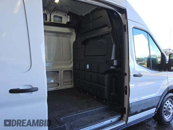 2023 Ford Transit Cargo with VIN 1FTBR2X81PKA29544, listed as a Copart auction lot 42618595 with 38,575 mi miles and Clean Title. Bid and sale history available at DreamBid. Image 11.